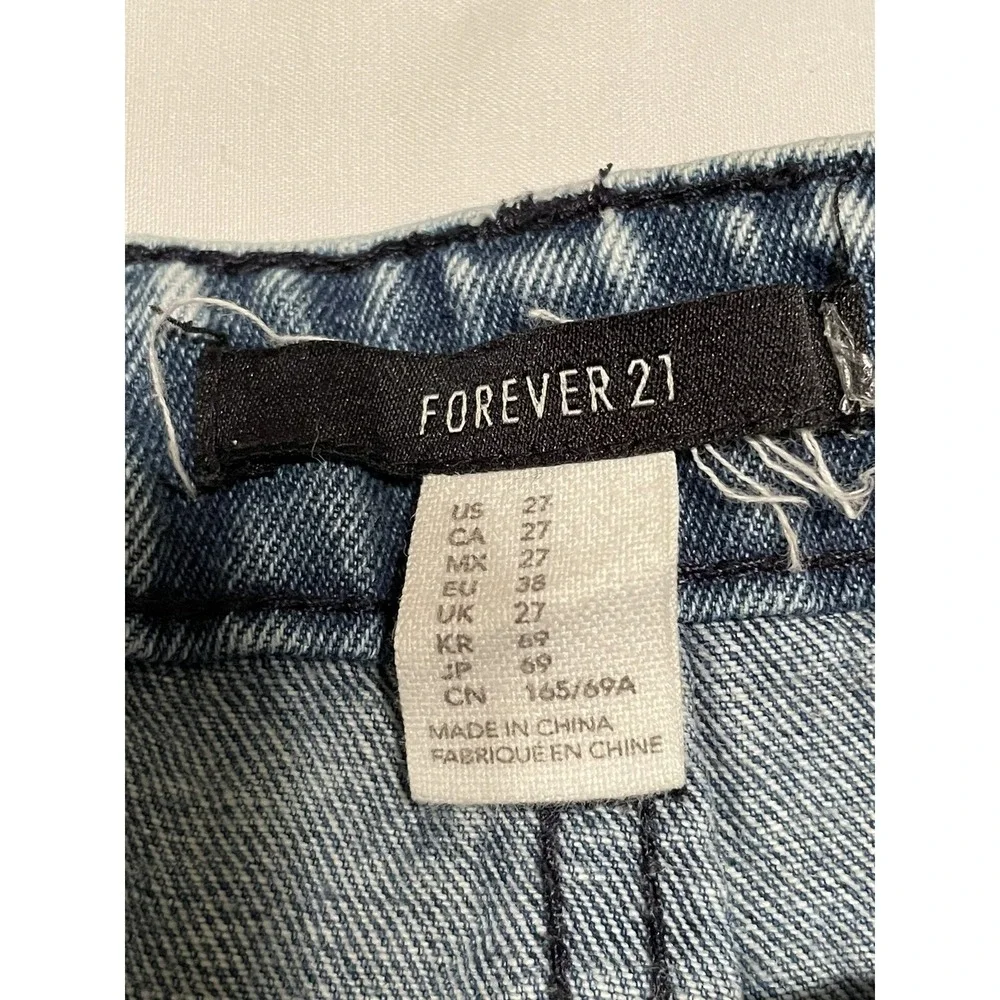 Forever 21 Women's 27 Ripped Distressed Cutoff Hot‎ Pants Low Rise Jean Shorts